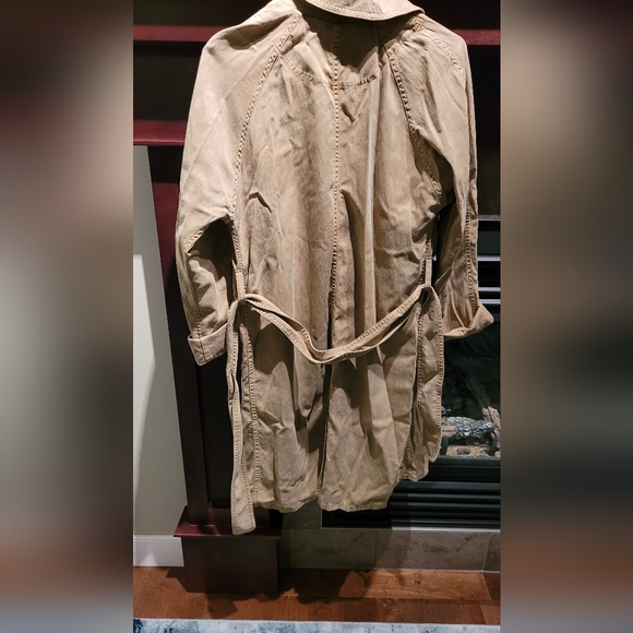 coat - Picture 4 of 4